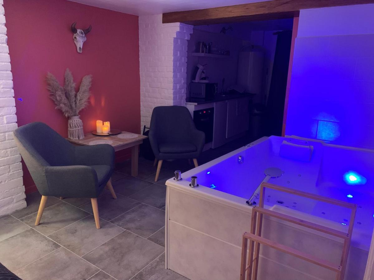 Cosy Avec Jacuzzi Privatif Et Terrasse Apartment *